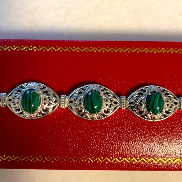 Play Hard Look Dope Jewelry - Genuine Natural Malachite S925 Open Heart Toggle Bracelet!